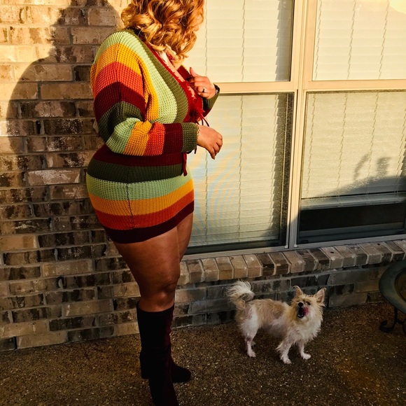 Call Sweater Set - Picture 3 of 3